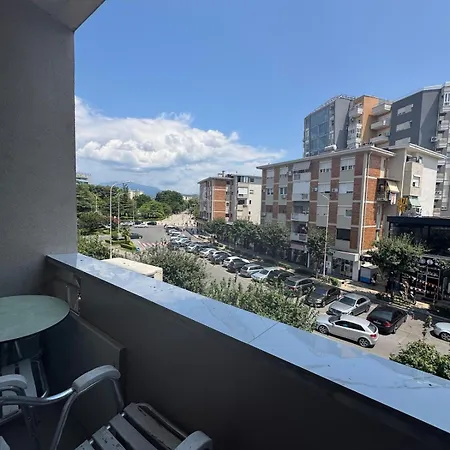 North Gate Apartment *